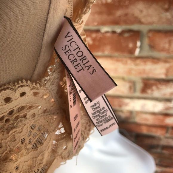 Victoria Secret NWT nude lace bra size 32DD - Picture 8 of 8
